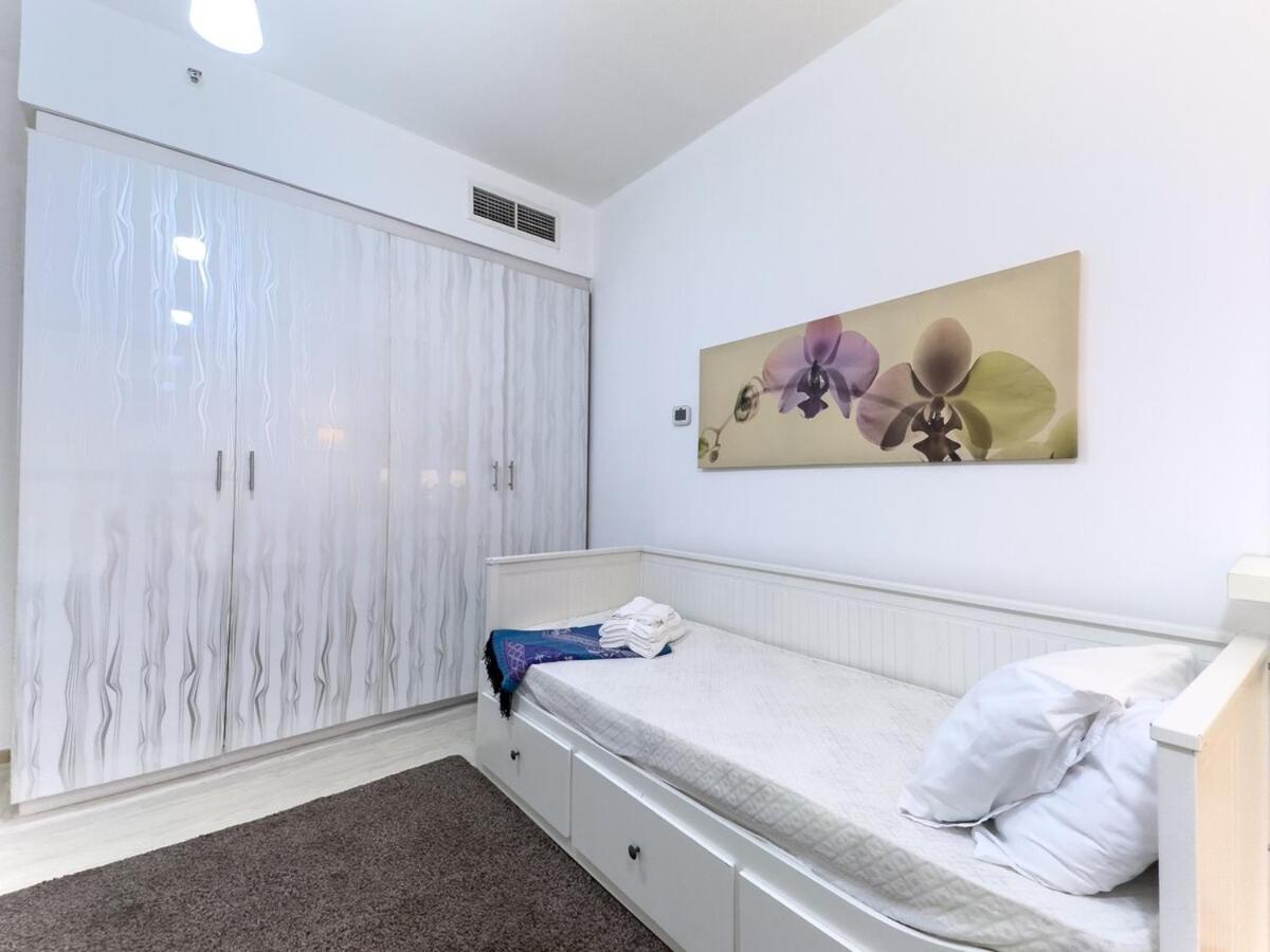 Modern Marina Escape 3br Family Retreat At Jbr *